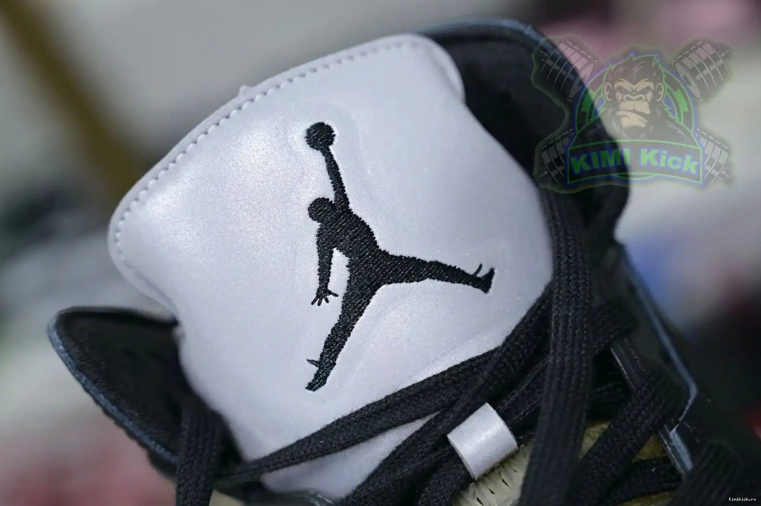 x MANIÉRE 5 Jordan Kimikick A Air MA 0510
